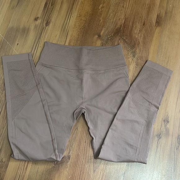 Lululemon Leggings - Picture 2 of 7